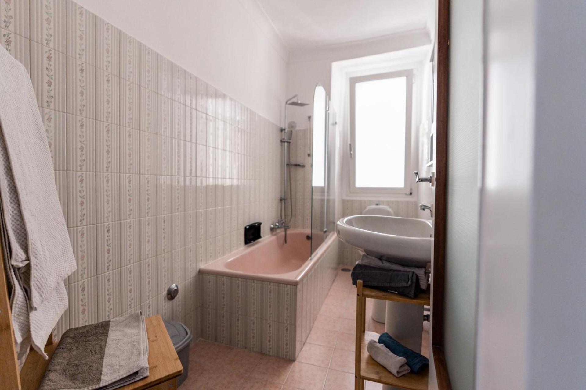 Dnart Holidays Home Блевио Екстериор снимка