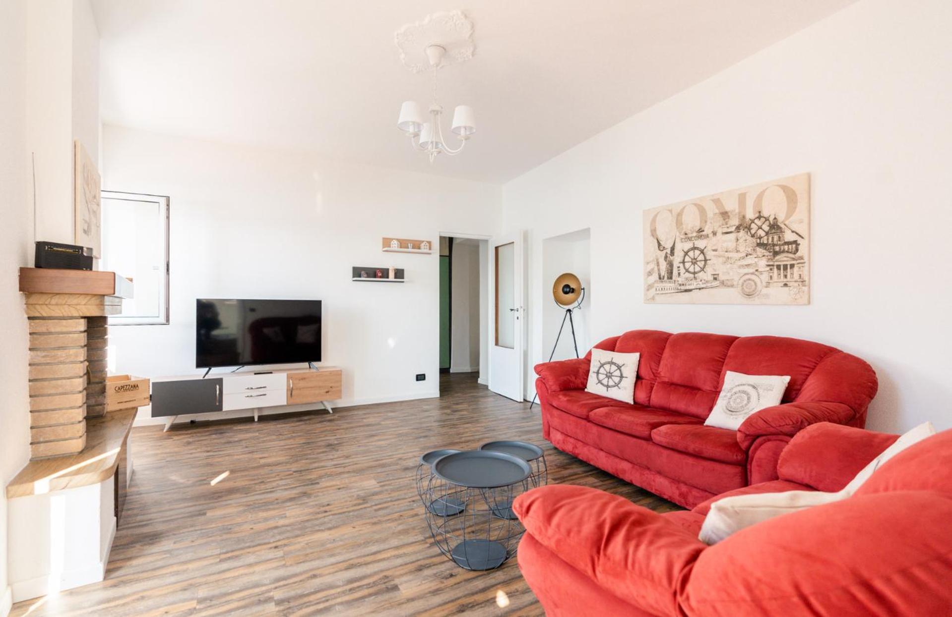 Dnart Holidays Home Блевио Екстериор снимка
